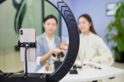 快手CEO程一笑：直播和短視頻電商仍有著巨大潛力